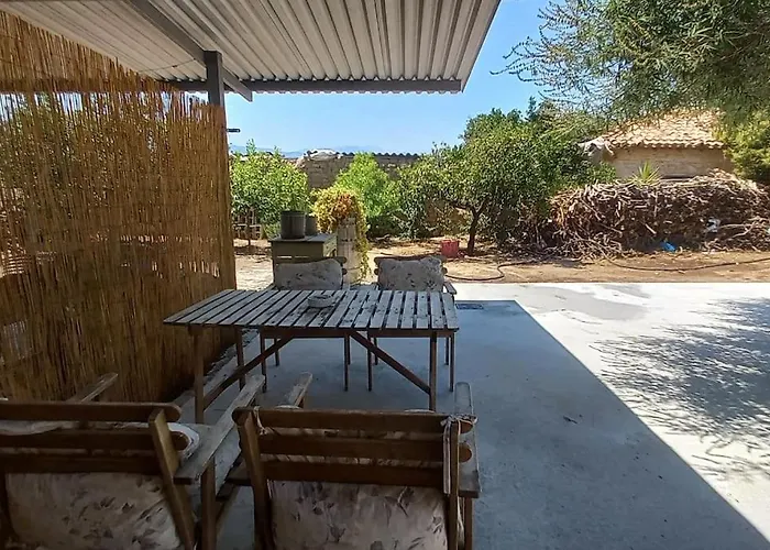 Hébergement de vacances Mycenae Rustic House, ολόκληρο σπίτι στις μυκήνες *