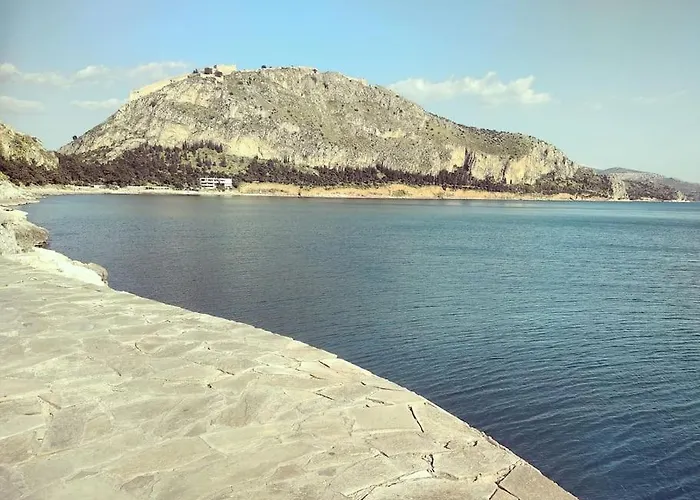 Casa de Férias Mycenae Rustic House, ολόκληρο σπίτι στις μυκήνες Mykines